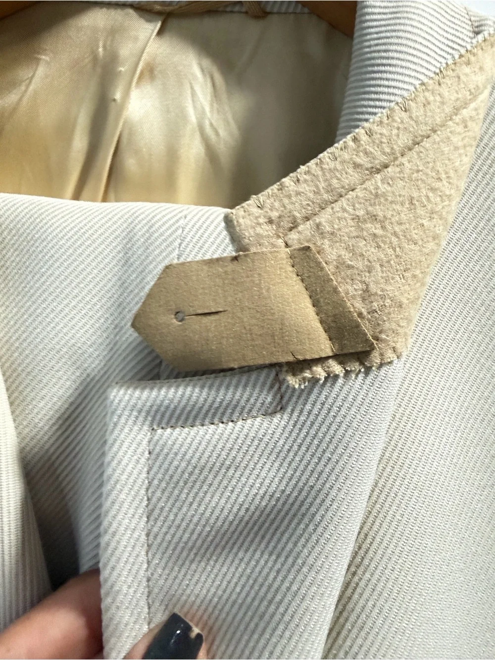 Men's Vintage Cream Single-Breasted Suit with Gold Trim